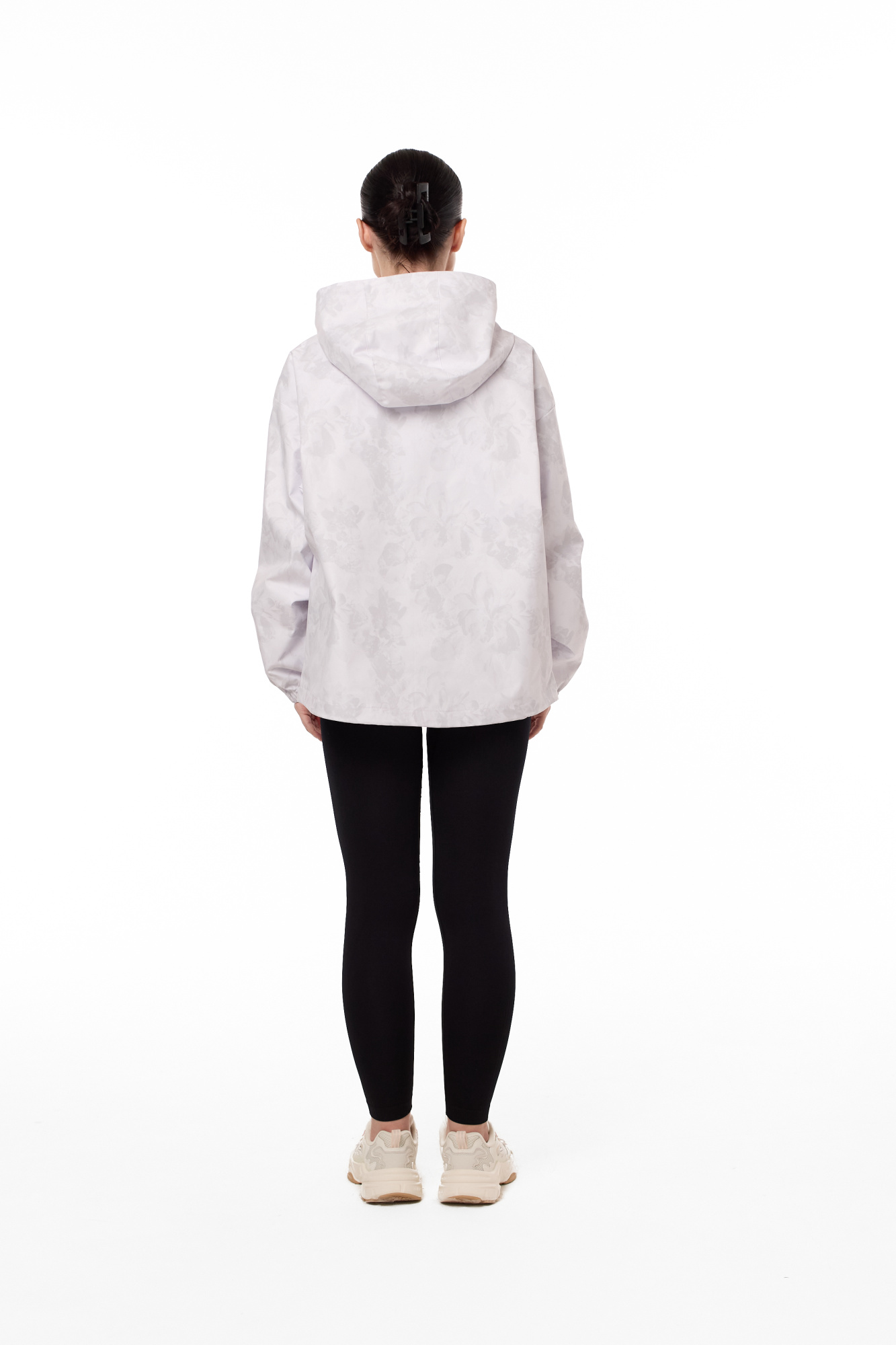 FW2251112_belyy_02.jpg