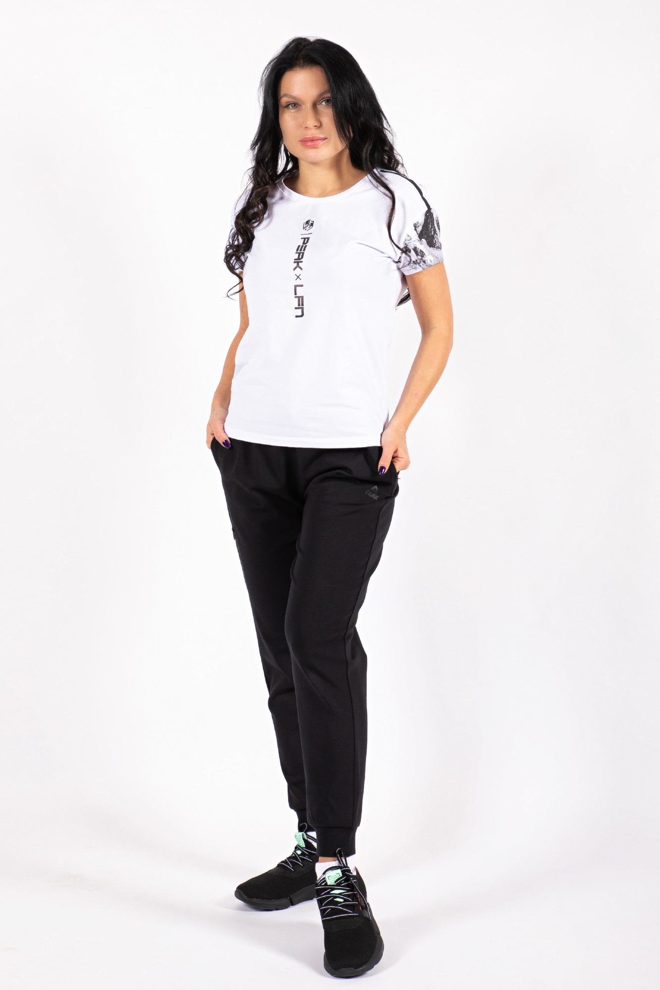 FW693438_belyy_02.jpg