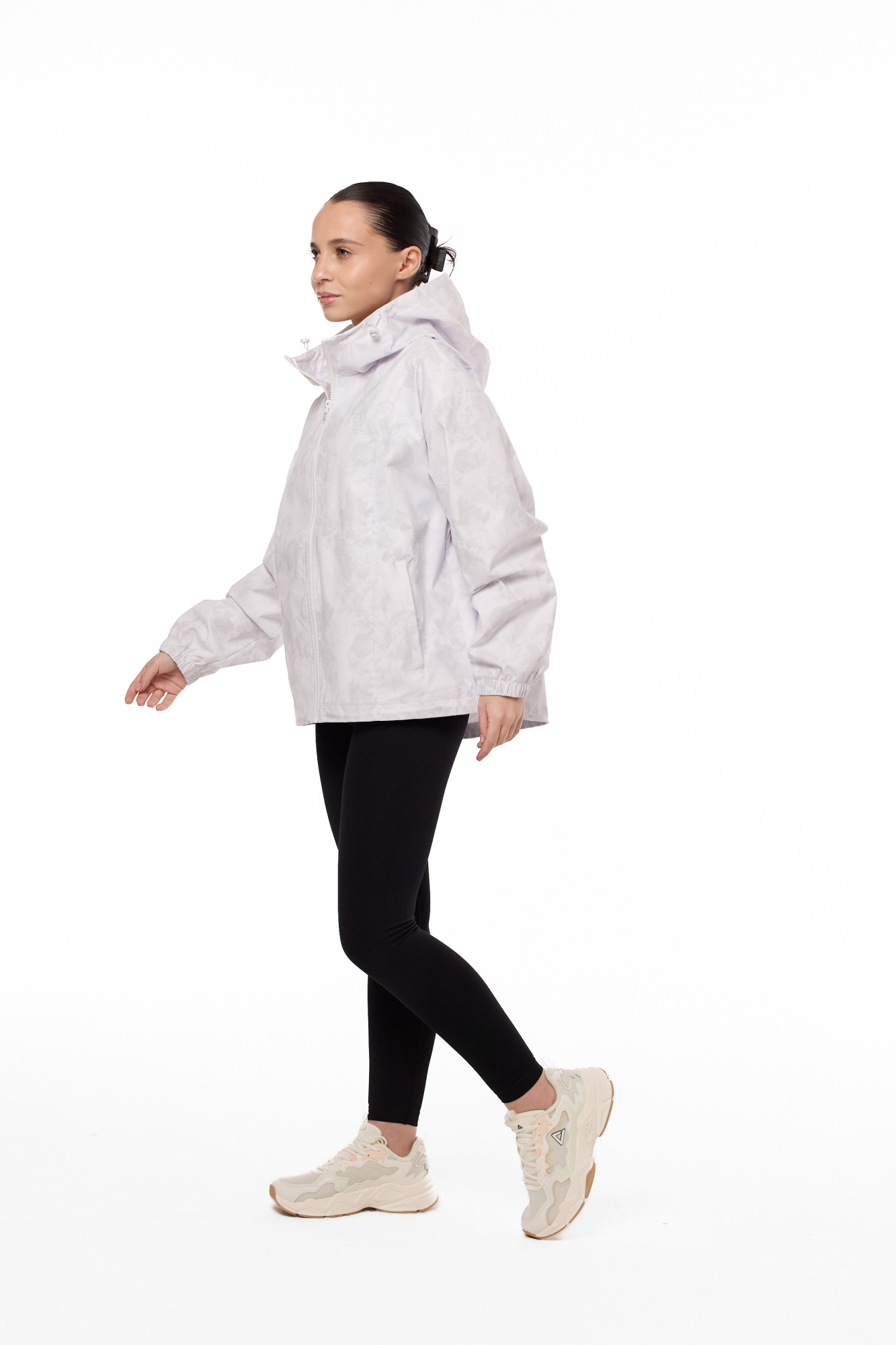 FW2251112_belyy_03.jpg