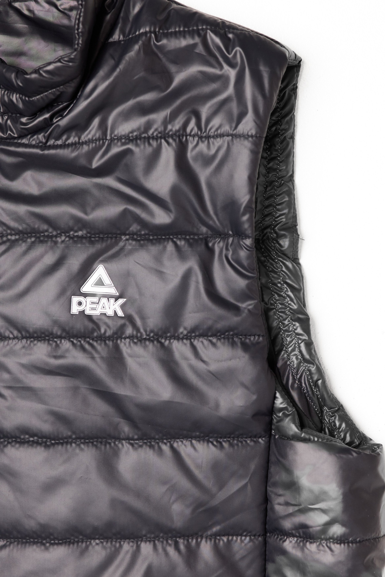 202200_chernyy_03 (2).jpg